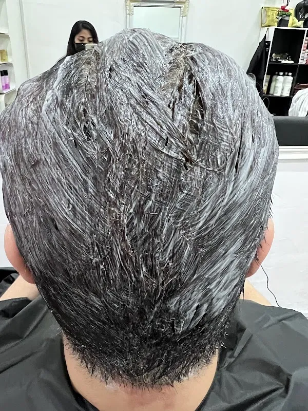 Fiyoni Hair Salon