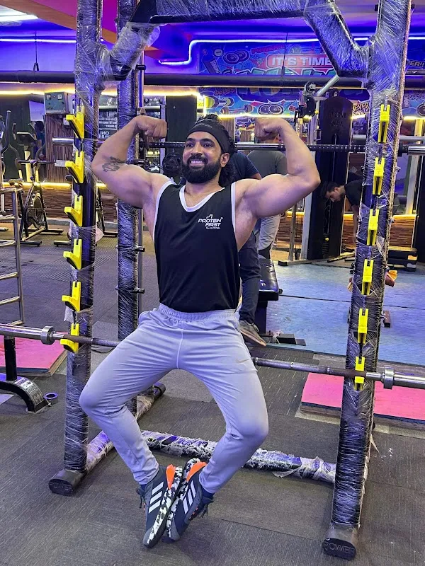 Muscle Hardcore Gym 2014