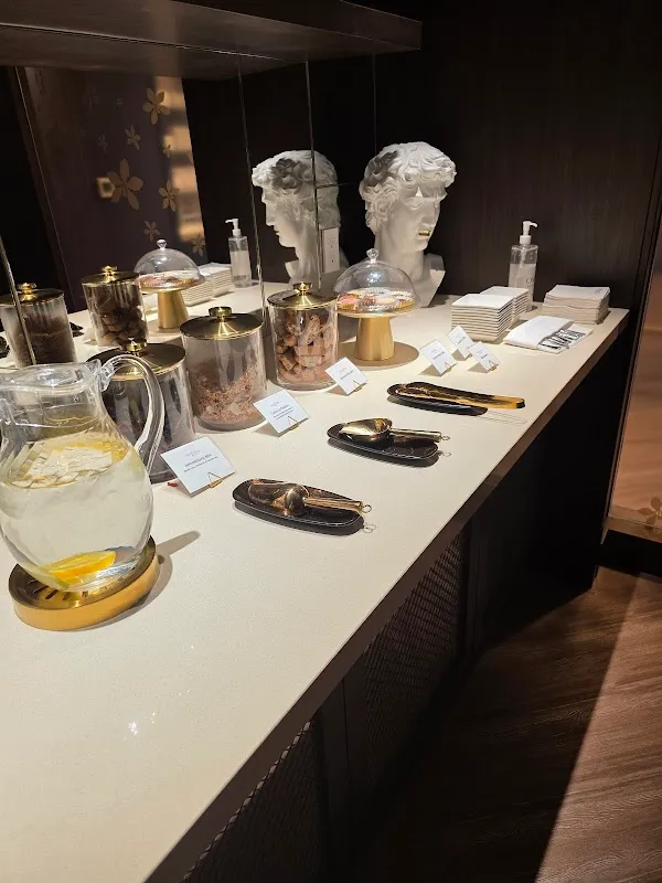 Mokara Spa at OMNI King Edward Hotel