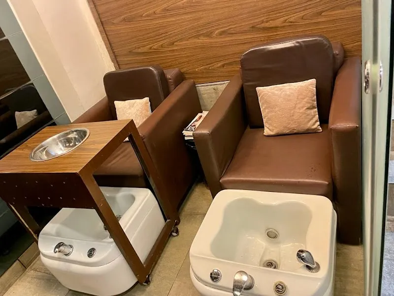 IDENTITY SALON Ex Jawed Habib Hair & Beauty Salon