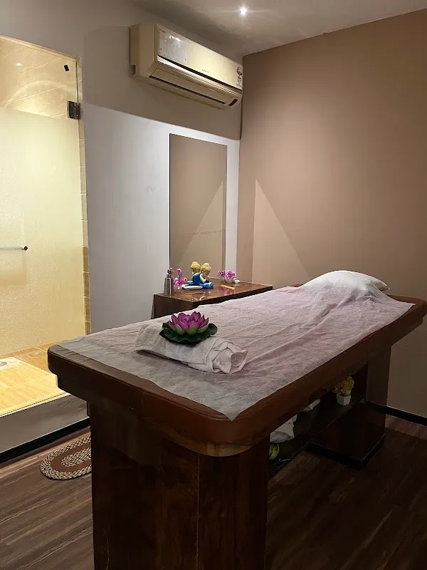 RoseMary Spa Cum Saloon