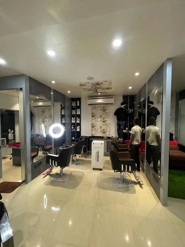Thakare's Glamzone beauty salon and spa