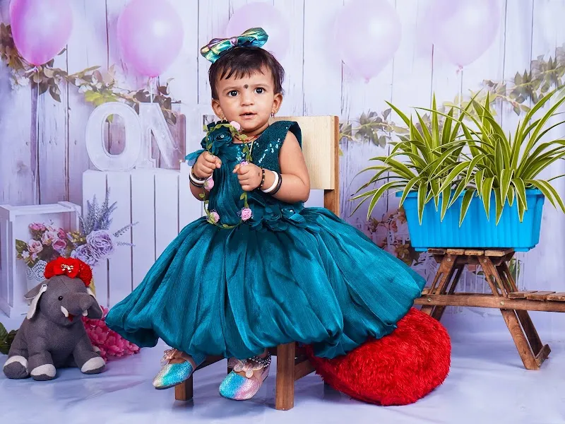 OM PHOTO & FILMS