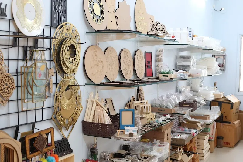 Art & Resin Vibes | Flower Preservation | Resin Art Workshop | Name plates