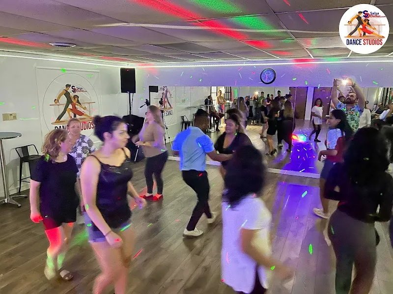 Salsa Dallas