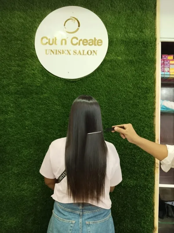 Cut N Create unisex salon
