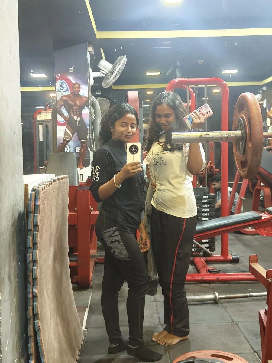 IRON FITNESS GYM