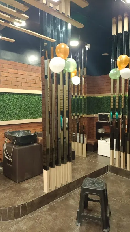 Green Trends Unisex Hair & Style Salon