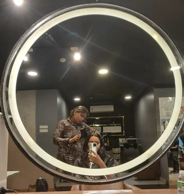 MANEO Salon Vijayawada - Best Hair & Beauty Salon in Vijayawada
