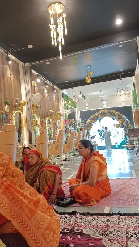 THE LIFESTYLE UNISEX SALON & MAKEUP STUDIO - Bridal Makeup Artist In Dindarpur Extentions