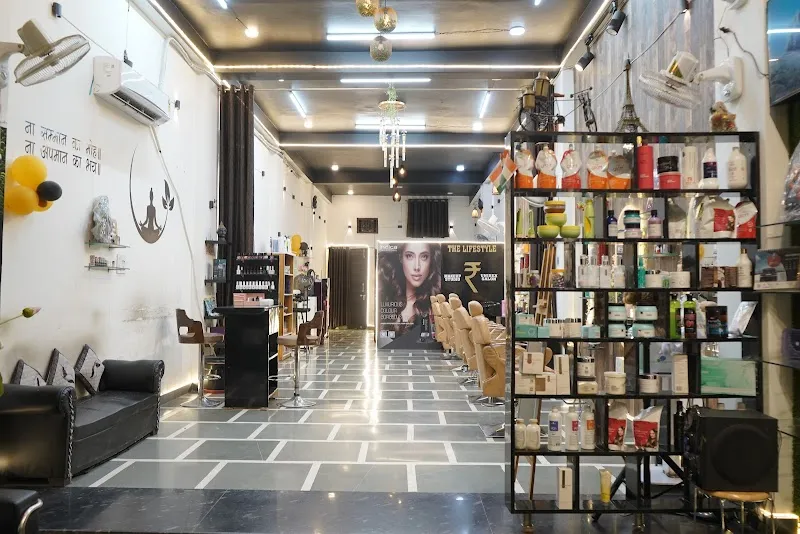 THE LIFESTYLE UNISEX SALON & MAKEUP STUDIO - Bridal Makeup Artist In Dindarpur Extentions