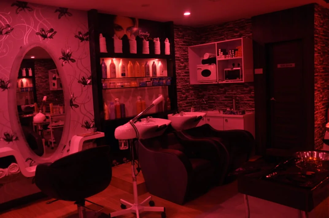 Persona Hair 'N' Beauty Unisex Salon & Academy - HAIR | SKIN | BRIDAL | MAKEUP