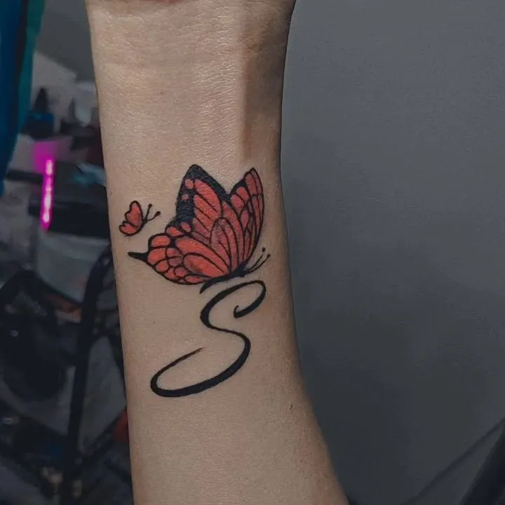 Sravs Tattoos and Piercings