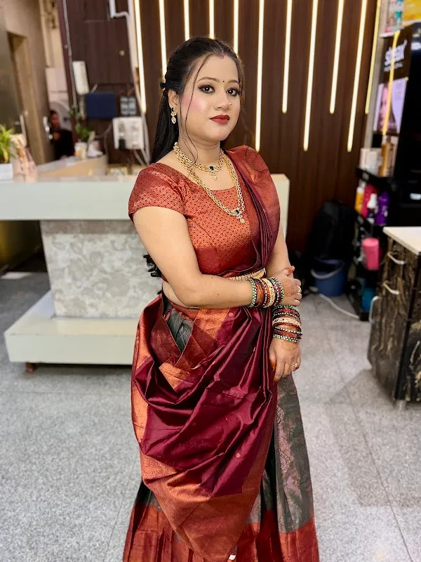 Crystal Makeover Salon Academy