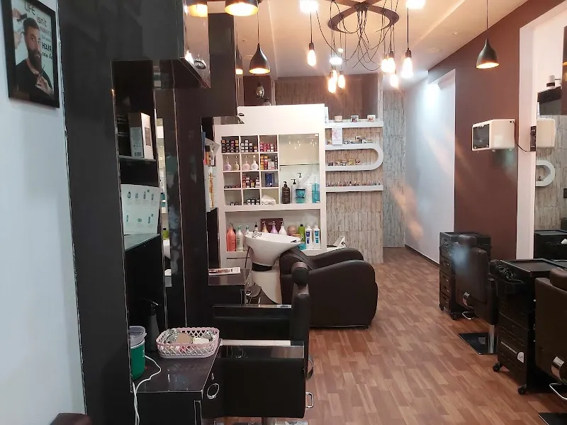 Siren Salon And Academy