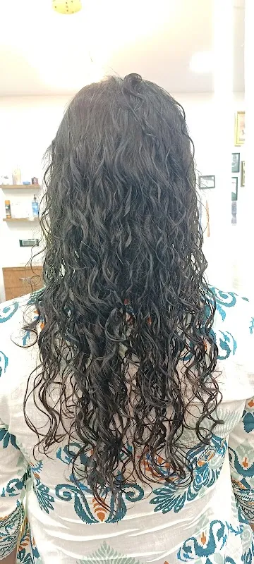 Siren Salon And Academy