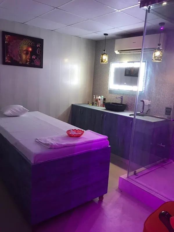 Awesome Spa - Massage Spa in Karol Bagh