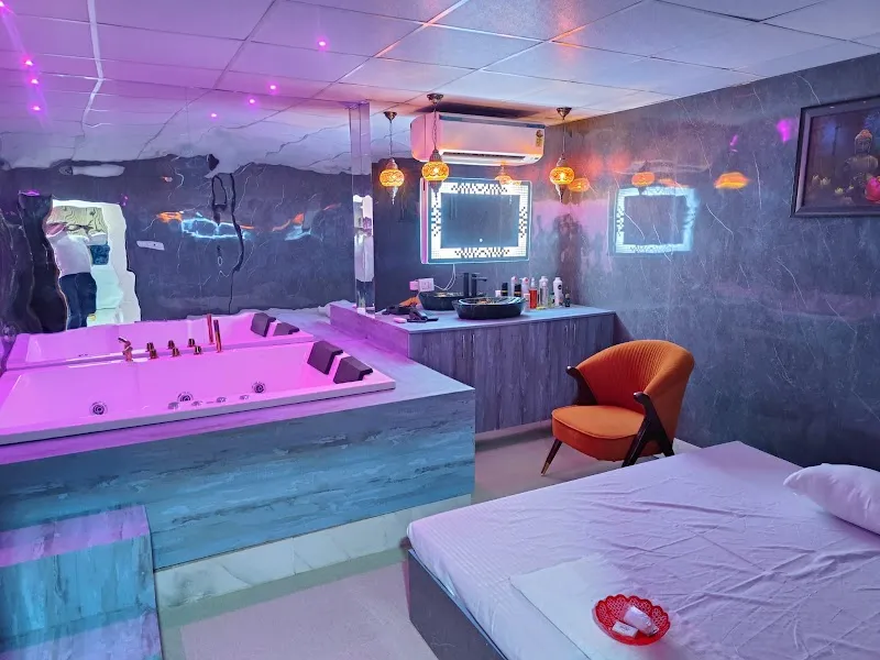 Awesome Spa - Massage Spa in Karol Bagh