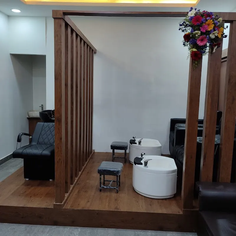 Bloom Unisex Salon