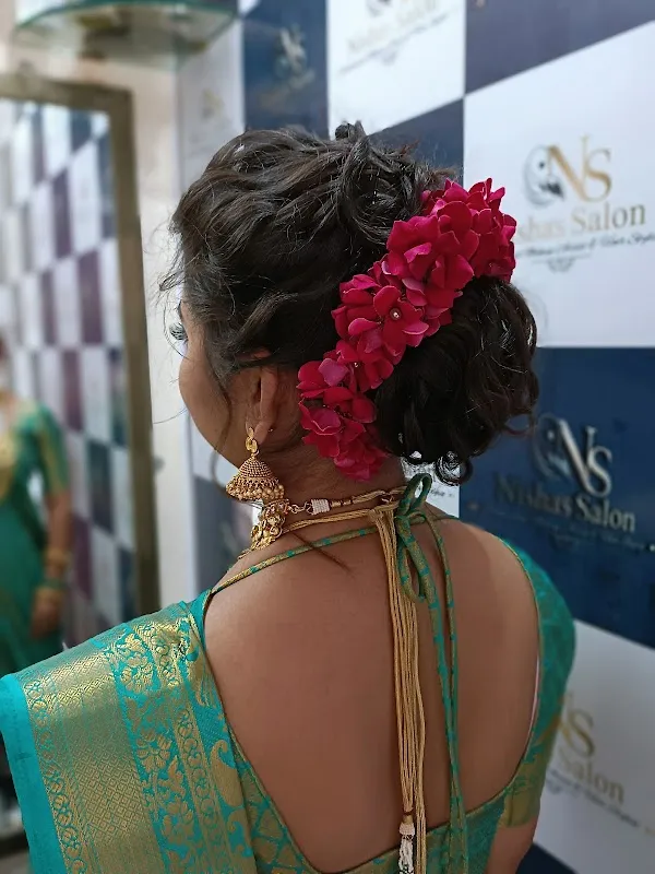 Nisha's Salon in Igatpuri