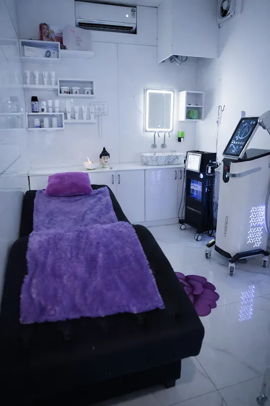 GlamX Salon & Aesthetics