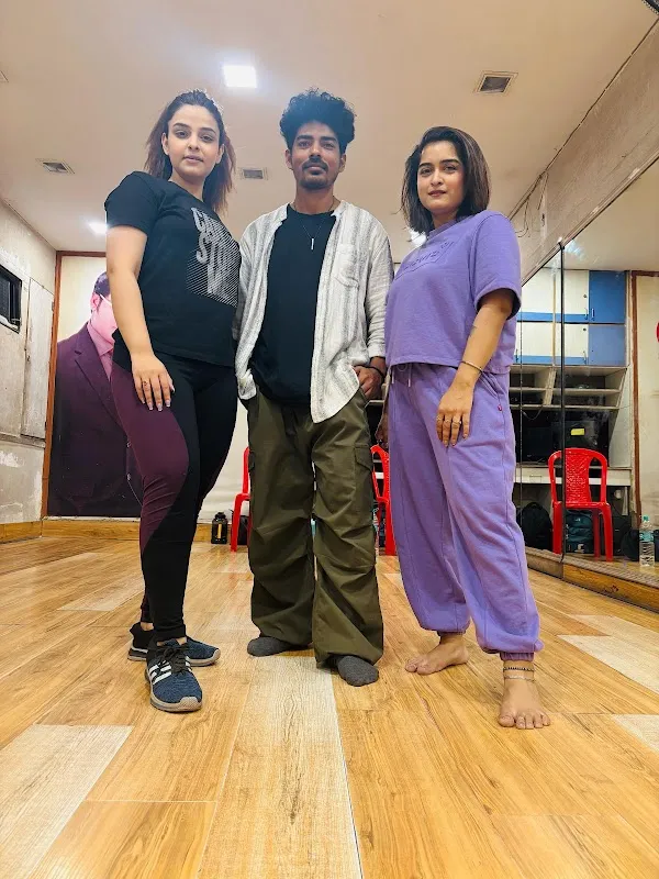 72 Dance Studio 💃🕺