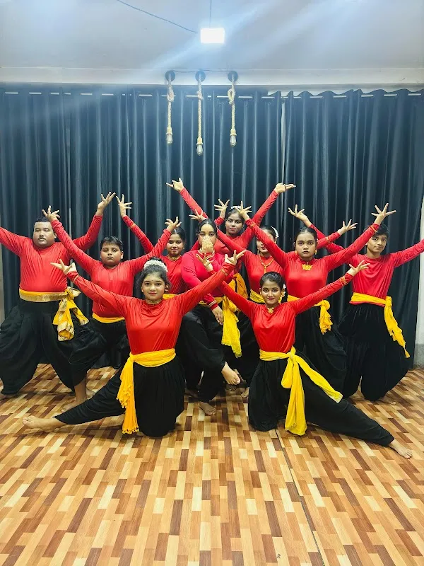72 Dance Studio 💃🕺