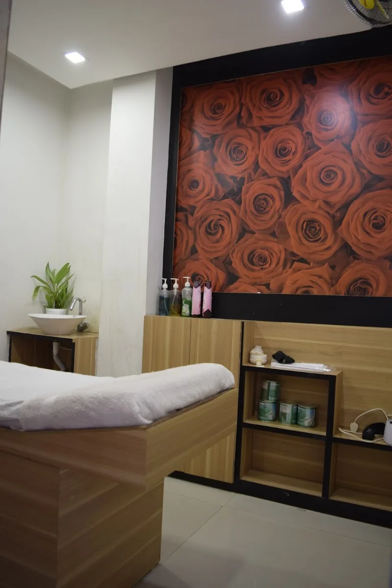 Pinups Hair and Beauty salon