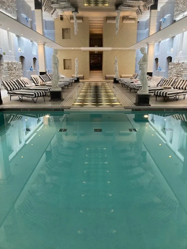 Les Bains De Spa