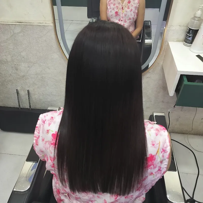 Unique Hair Studio unisex salon