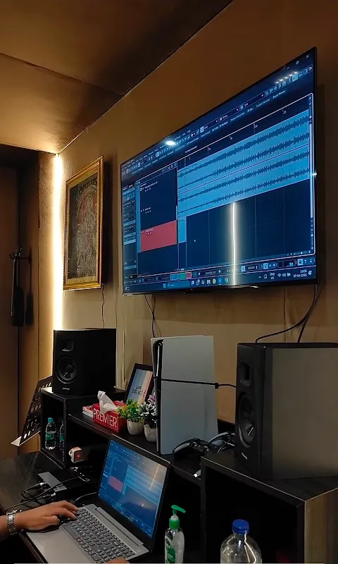 The Harmonica Studios