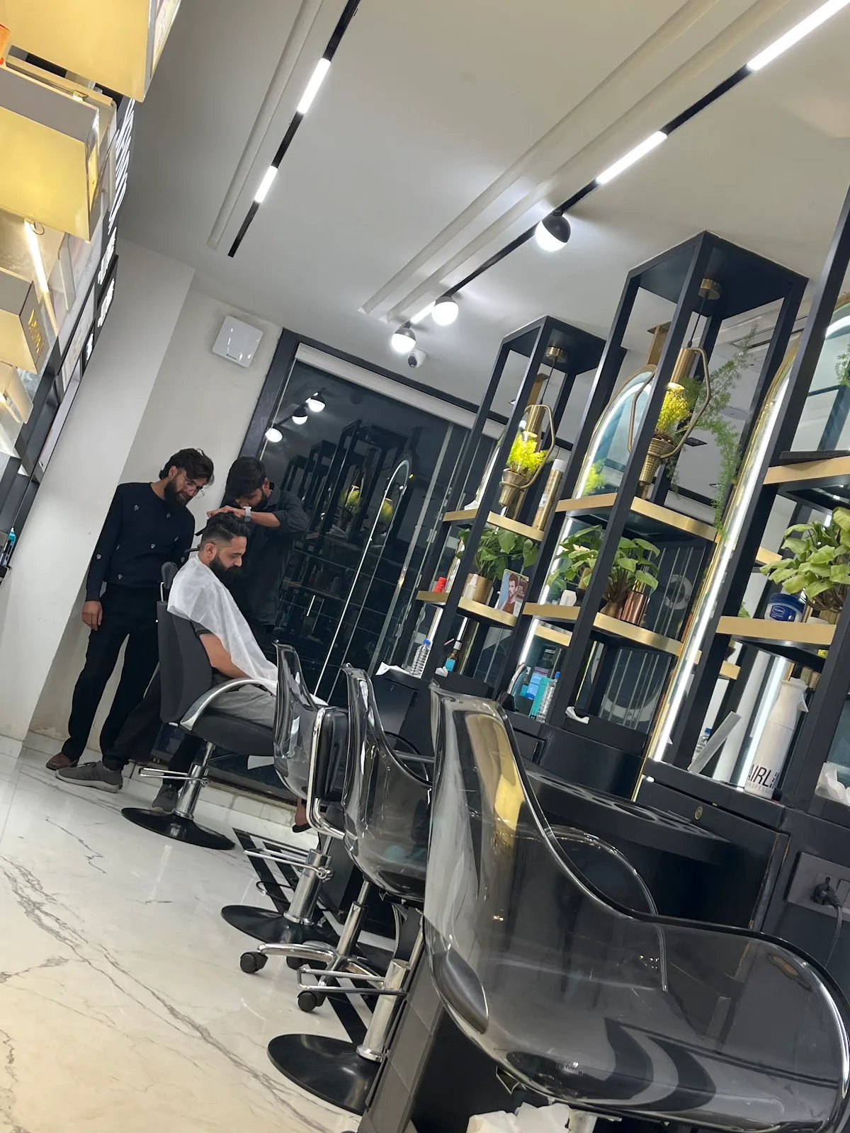 Jean-Claude Biguine Hair Salon & Spa, Bhopal