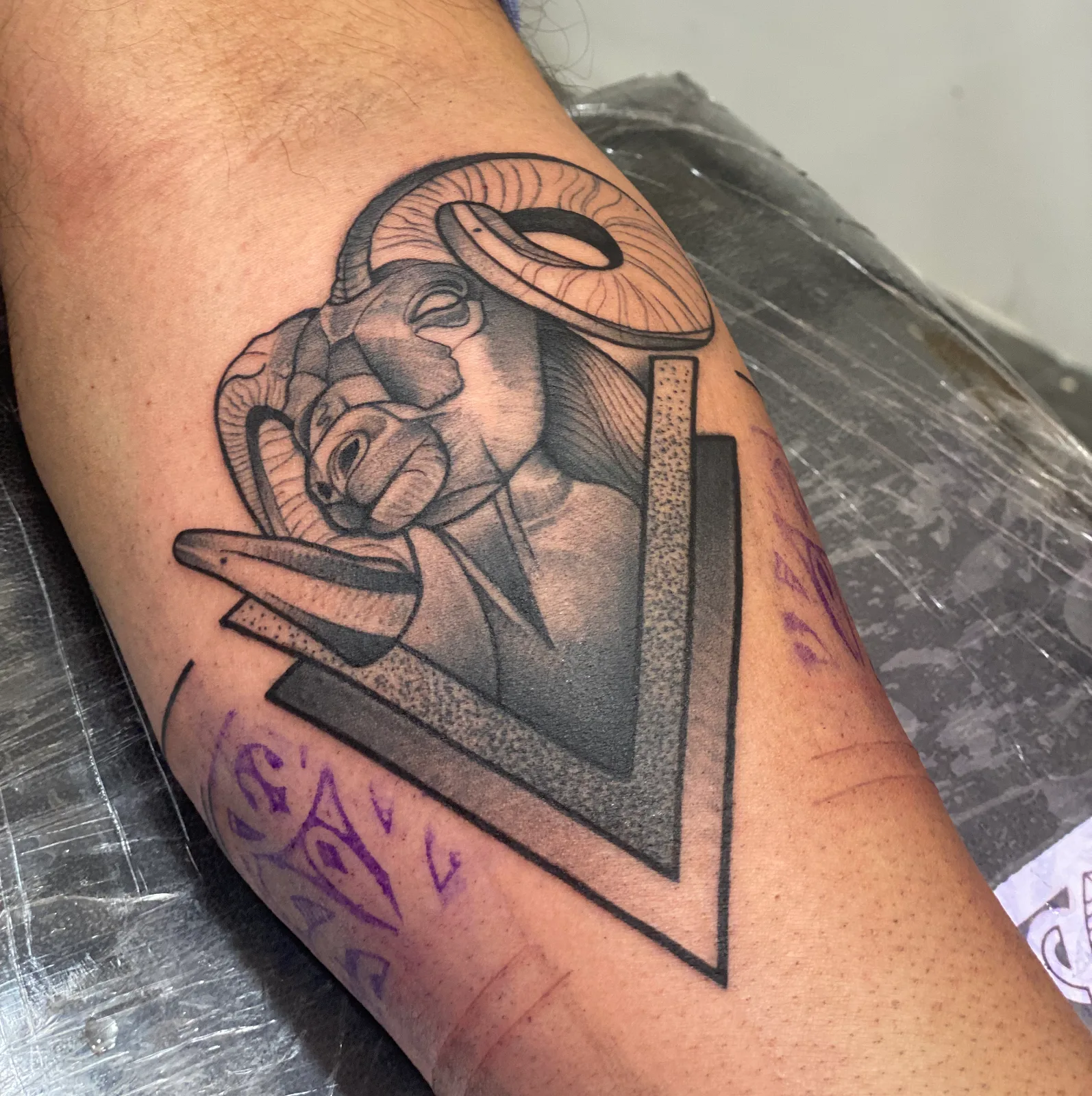 Eddy's Tattoo Studio