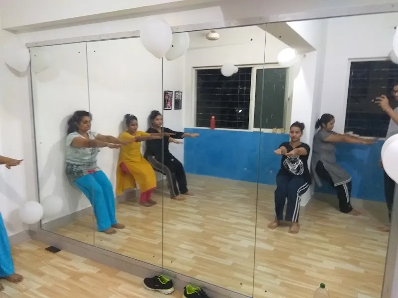 DANCEFIT STUDIO