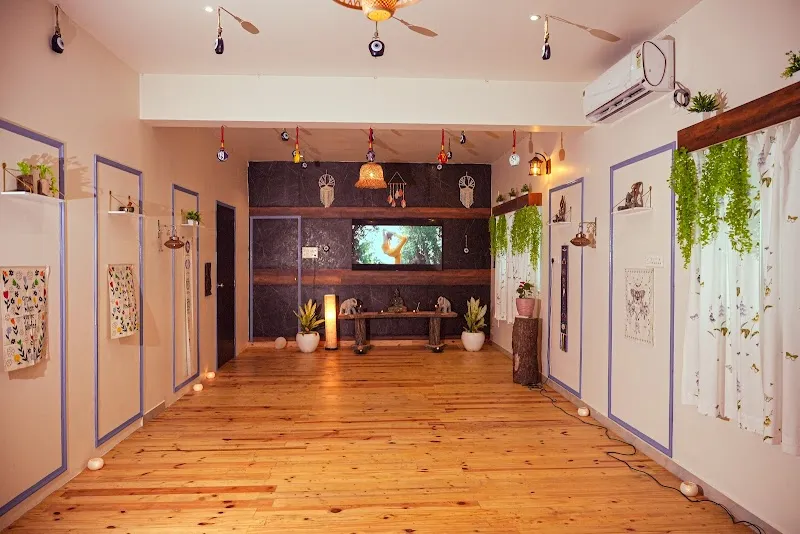 Edhatu yoga studio