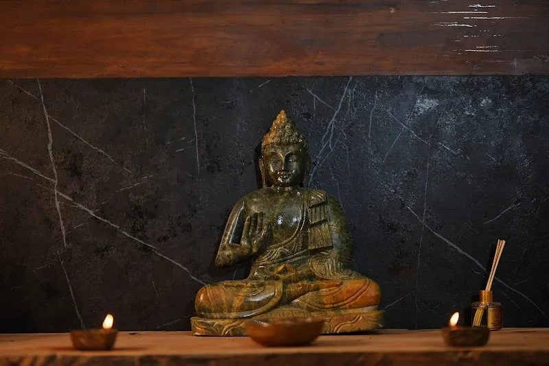 Edhatu yoga studio
