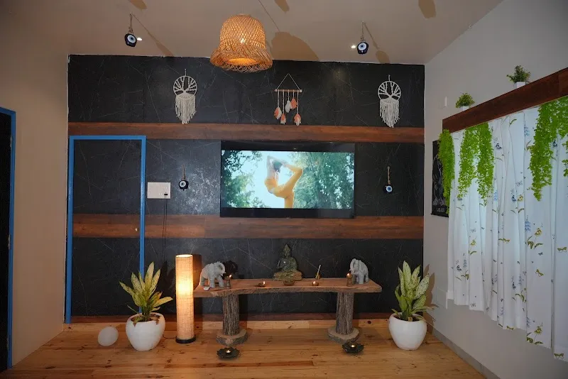 Edhatu yoga studio