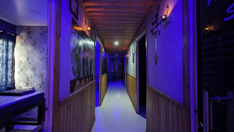 Feather Touch Relax - Best Unisex Spa in Bangalore l Spa in Frazer Town