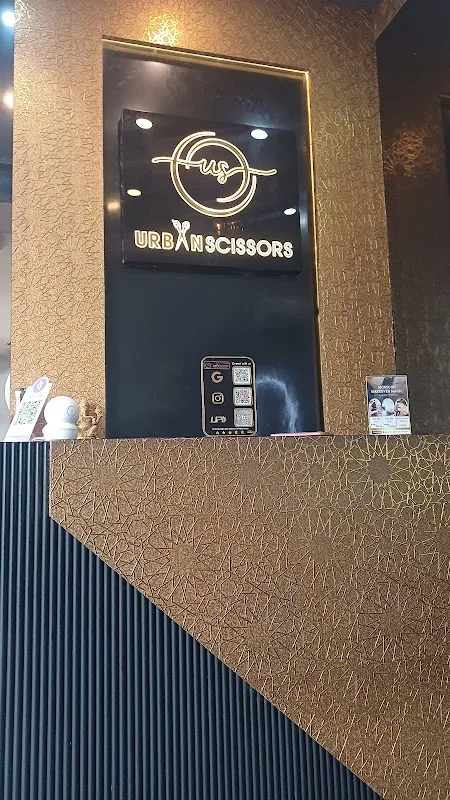 Urban Scissors The Family Salon & Nails Spa | Beauty Salon in Ghansoli | Nail Salon | Makeup Artist in Navimumbai