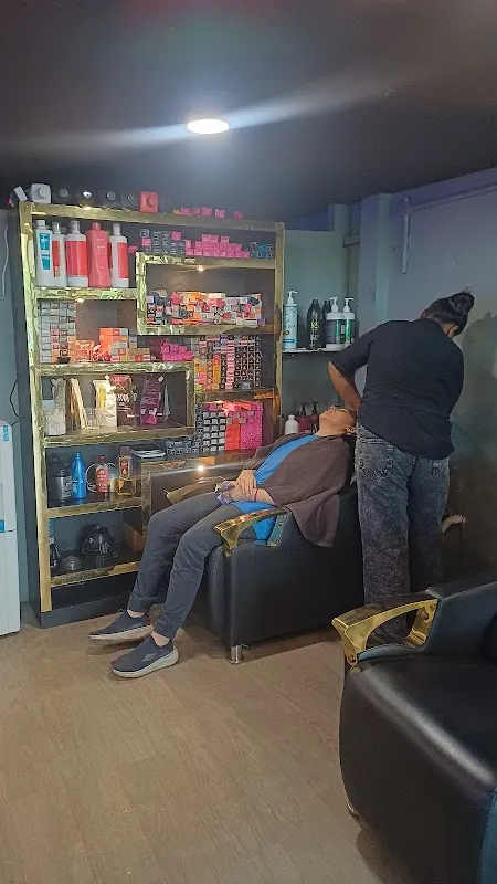 Urban Scissors The Family Salon & Nails Spa | Beauty Salon in Ghansoli | Nail Salon | Makeup Artist in Navimumbai