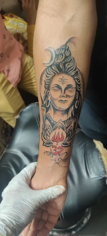 Touchads Tattoo Studio
