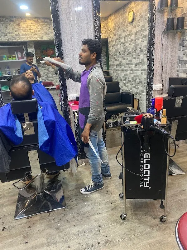 Krishna Looks Salon