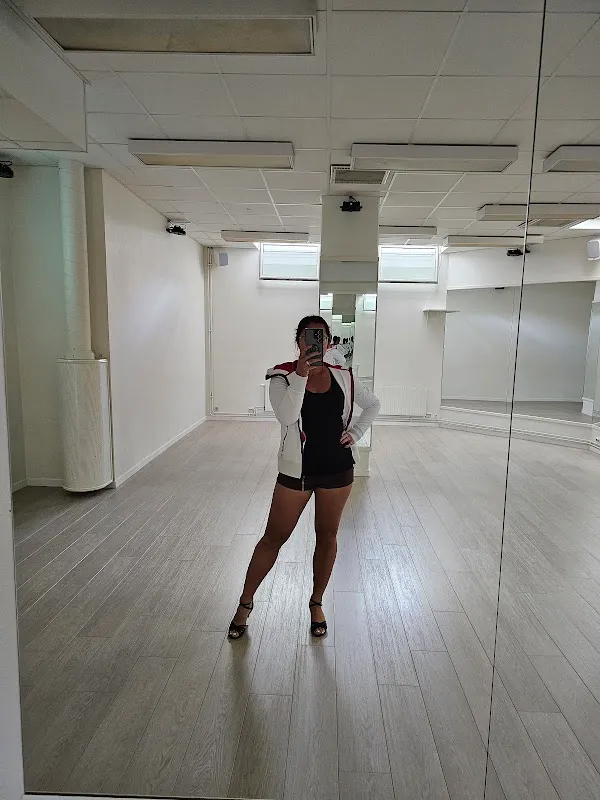 iDance Studio Söder - Dansskola