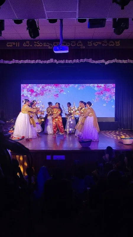 VJ DANCE HOUSE
