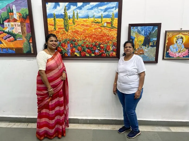 Drawing and painting class