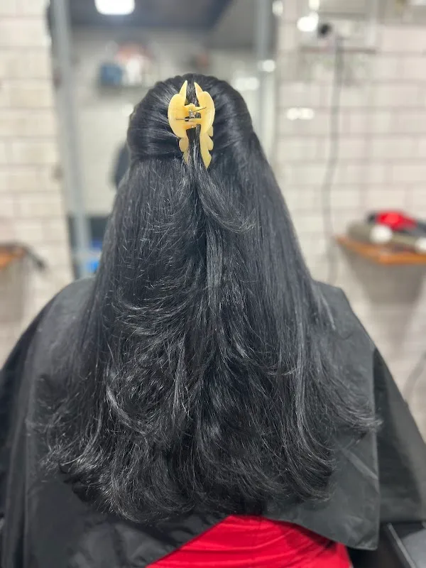 Reva beauty salon & makeover