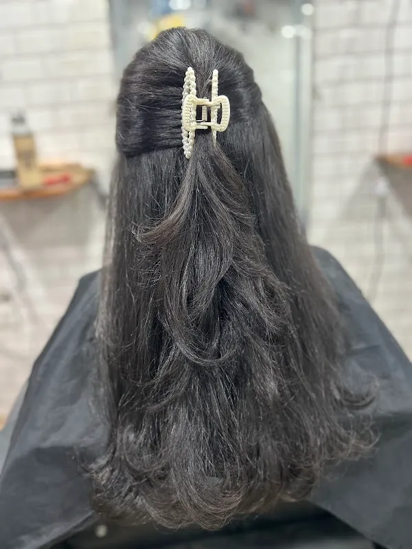 Reva beauty salon & makeover