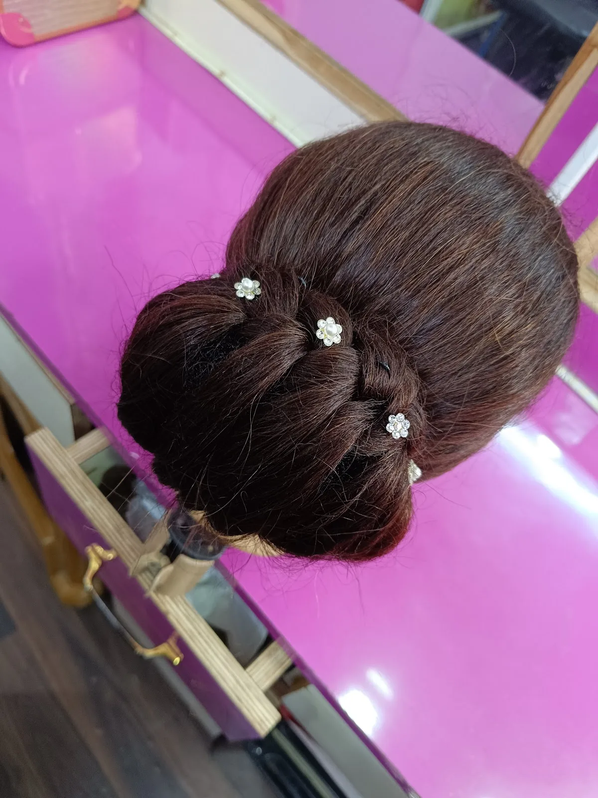 Nikhar Beauty Parlour & Training Center