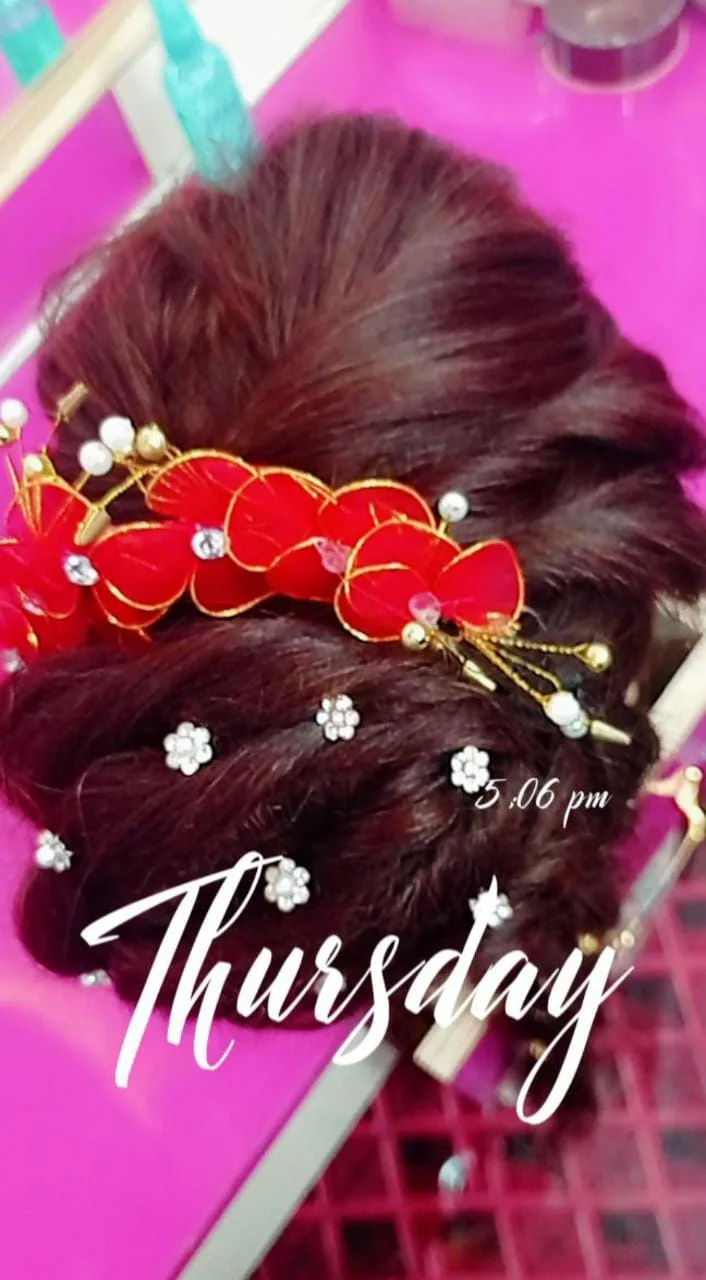 Nikhar Beauty Parlour & Training Center