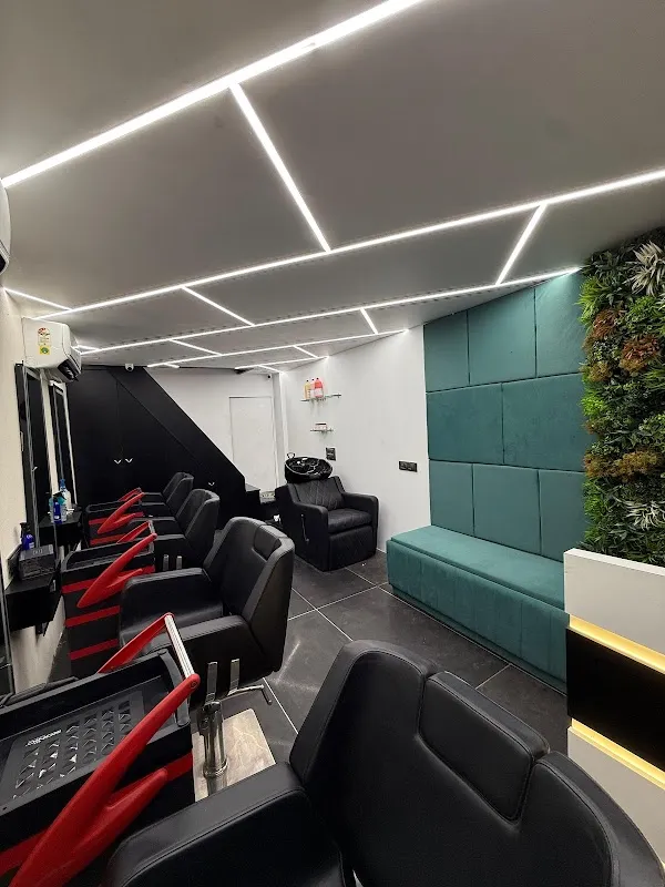 Embellish - The Family Salon
